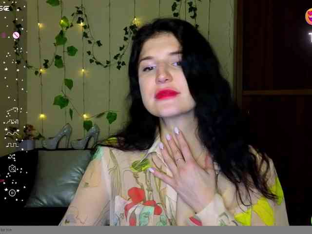 AliannaSoloKisses webcam