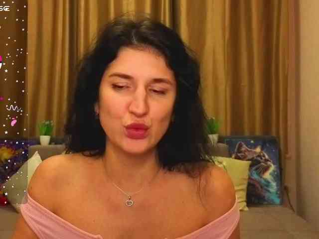 AliannaSoloKisses webcam