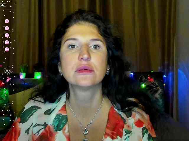 AliannaSoloKisses webcam