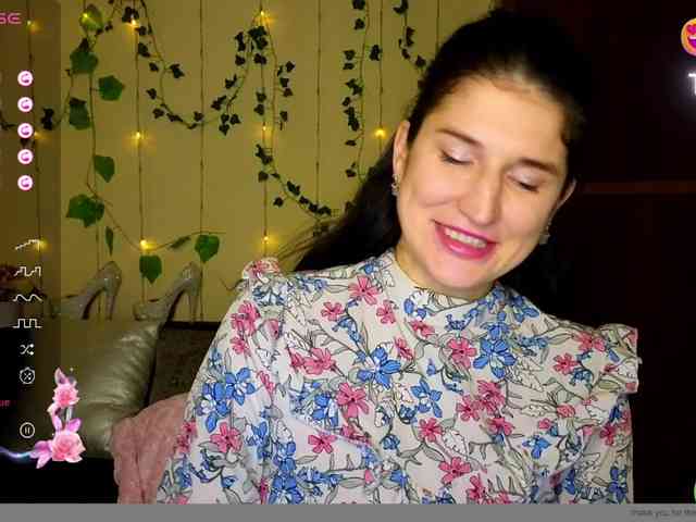 AliannaSoloKisses webcam