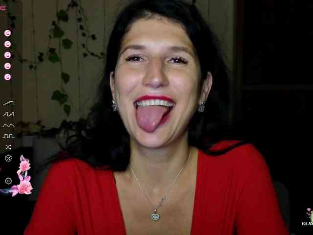 AliannaSoloKisses webcam
