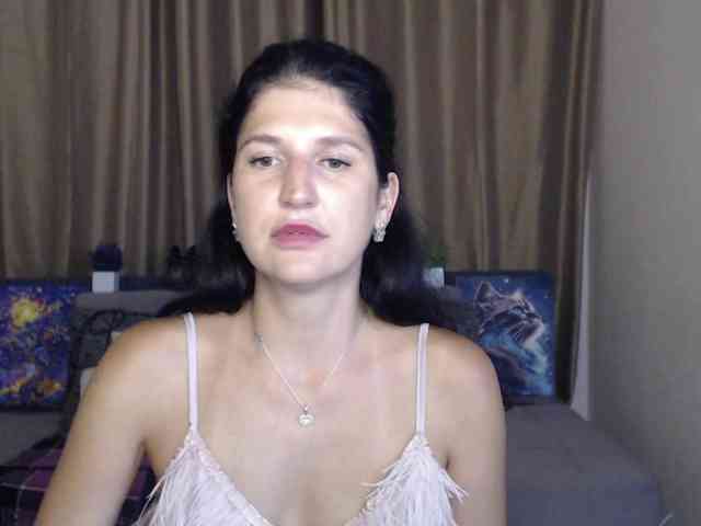 AliannaSoloKisses webcam