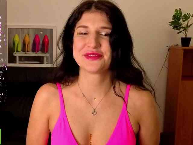 AliannaSoloKisses webcam