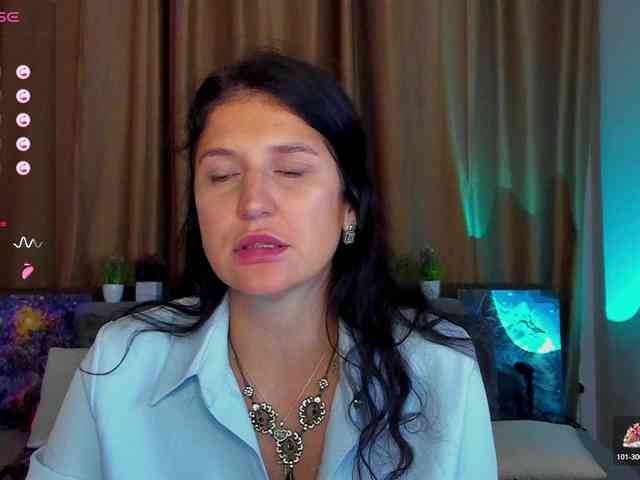 AliannaSoloKisses webcam