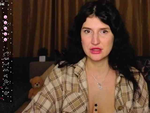 AliannaSoloKisses webcam