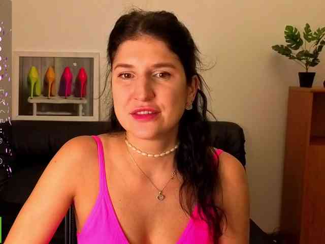 AliannaSoloKisses webcam