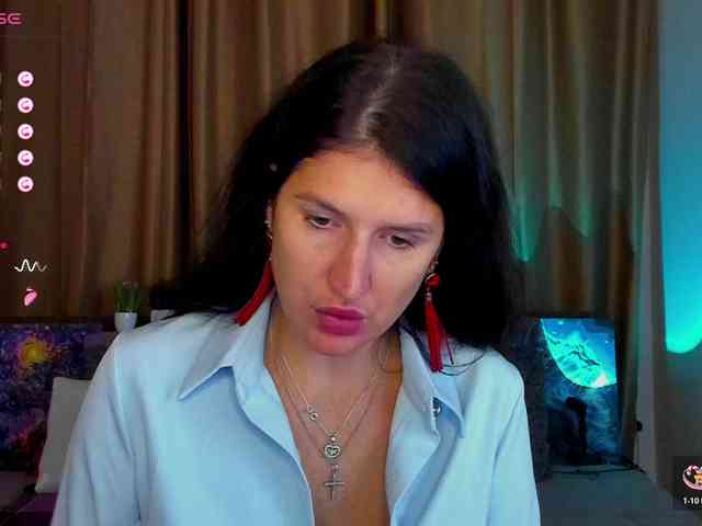 AliannaSoloKisses webcam