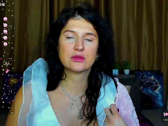 AliannaSoloKisses webcam