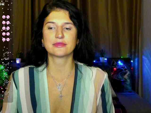 AliannaSoloKisses webcam