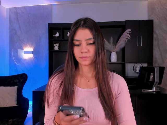 AllyJensen's BongaCams show and profile