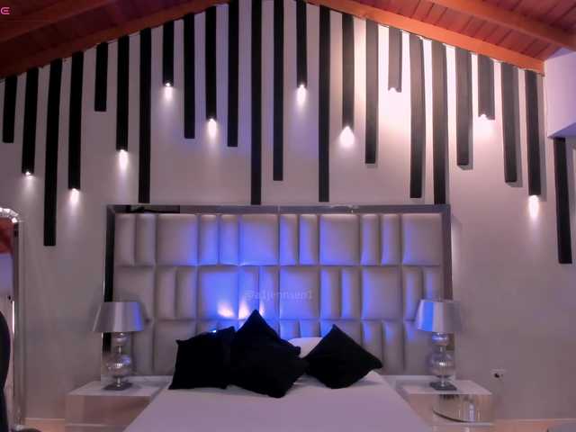 AllyJensen's BongaCams show and profile