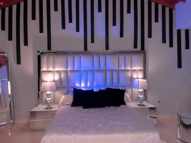 AllyJensen's BongaCams show and profile