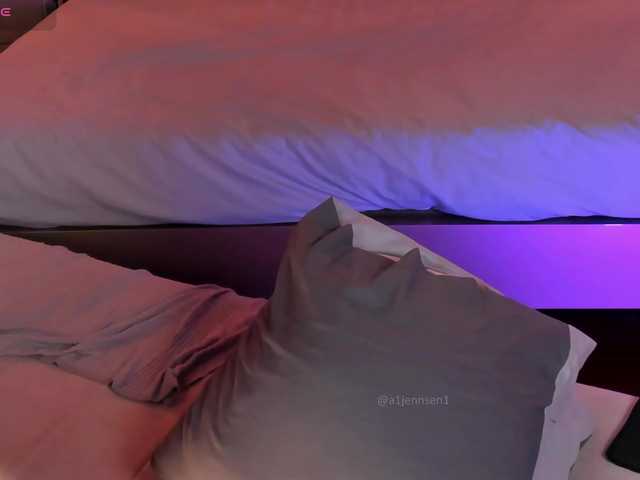 AllyJensen's BongaCams show and profile