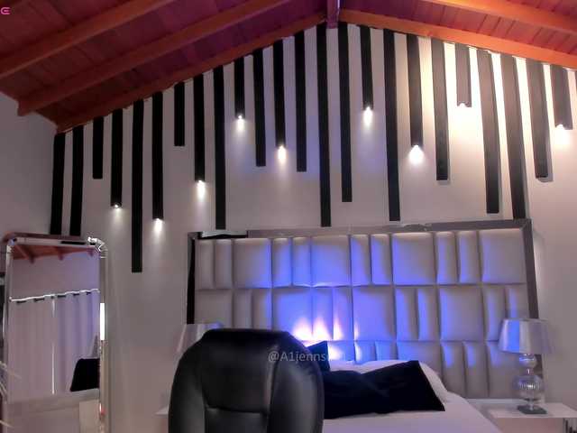 AllyJensen's BongaCams show and profile