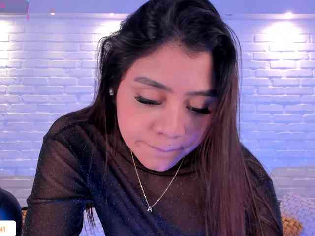 AllyJensen webcam