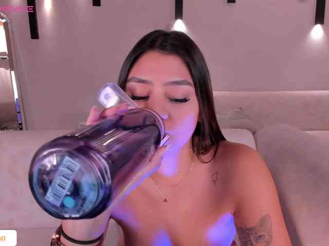 AllyJensen webcam