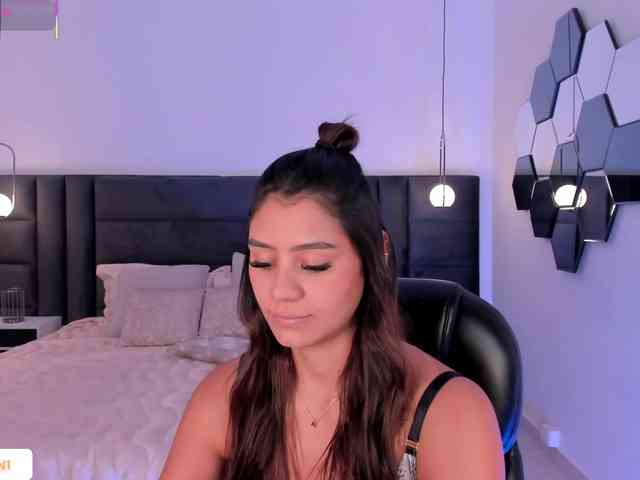 AllyJensen webcam