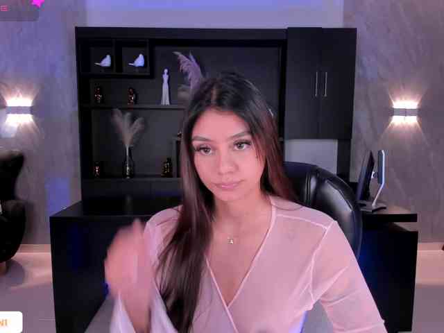 AllyJensen webcam