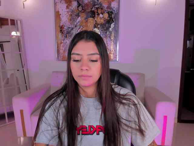 AllyJensen webcam
