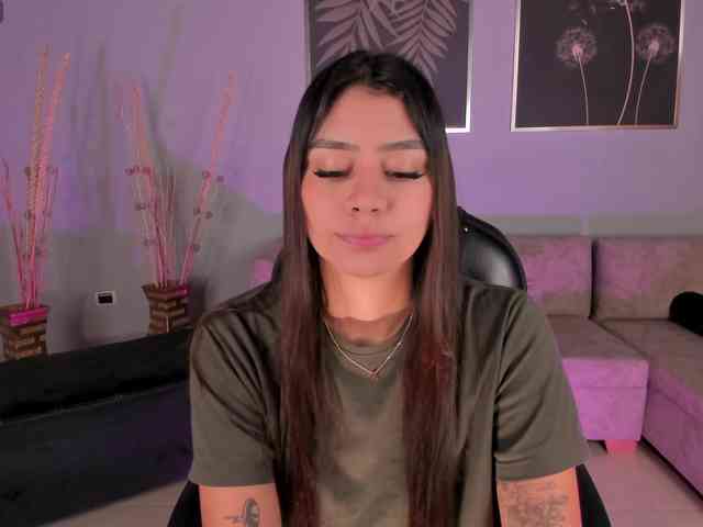 AllyJensen webcam