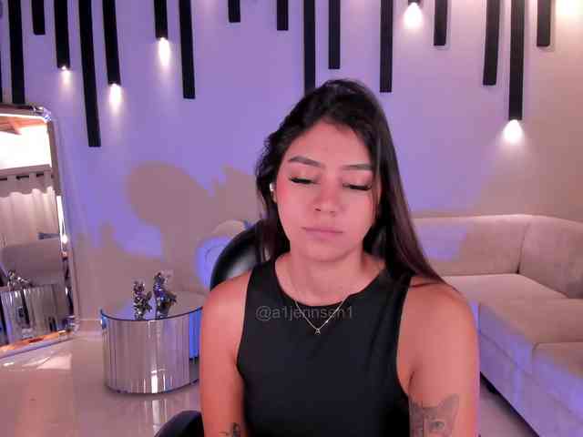 AllyJensen webcam