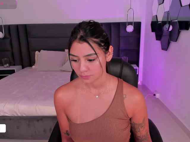 AllyJensen webcam