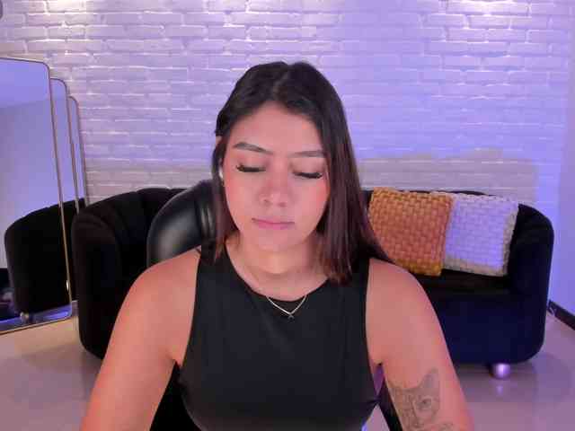 AllyJensen webcam