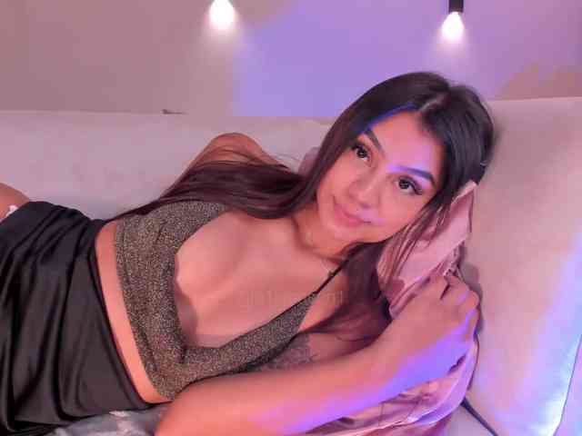 AllyJensen webcam