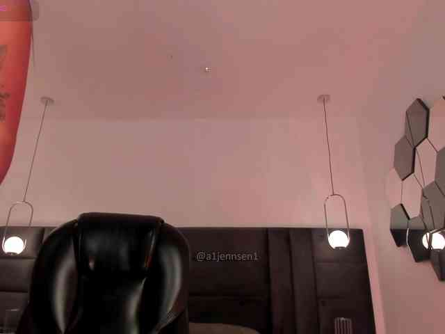 AllyJensen webcam
