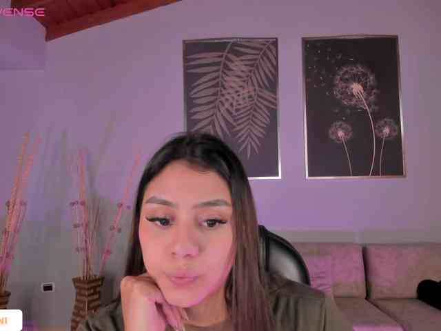 AllyJensen webcam