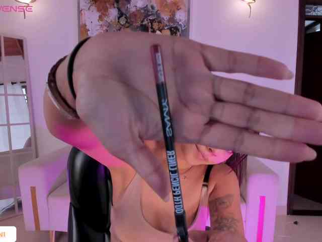 AllyJensen webcam