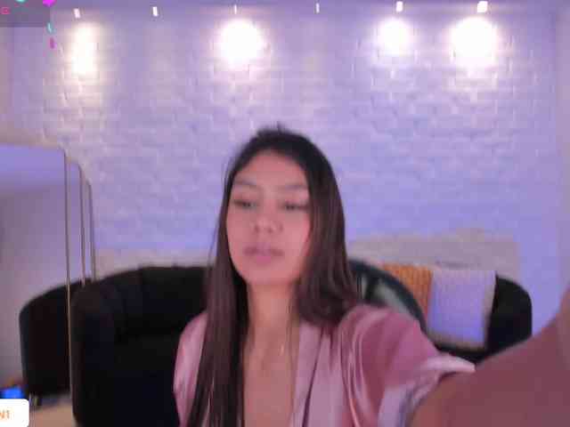 AllyJensen webcam