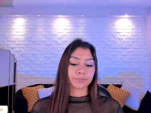AllyJensen webcam
