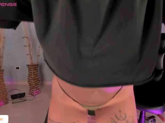 AllyJensen webcam
