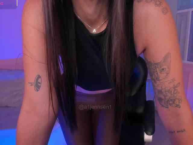 AllyJensen webcam