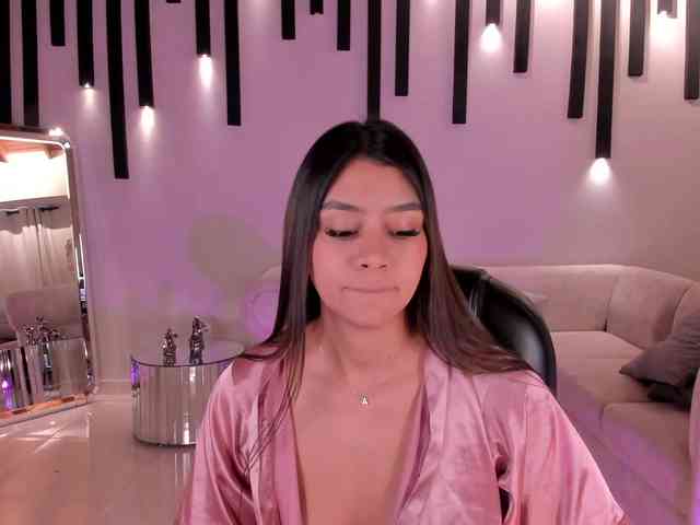 AllyJensen webcam