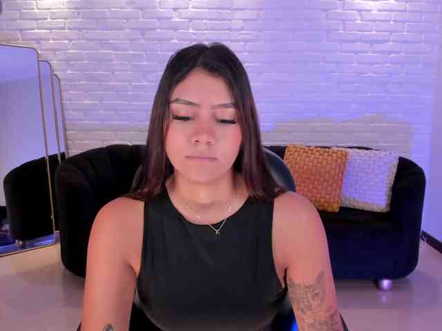AllyJensen webcam