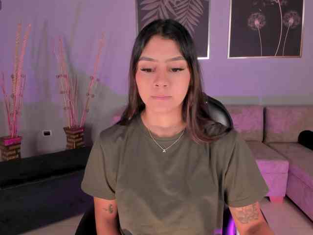 AllyJensen webcam