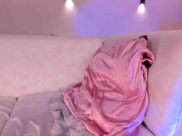 AllyJensen webcam