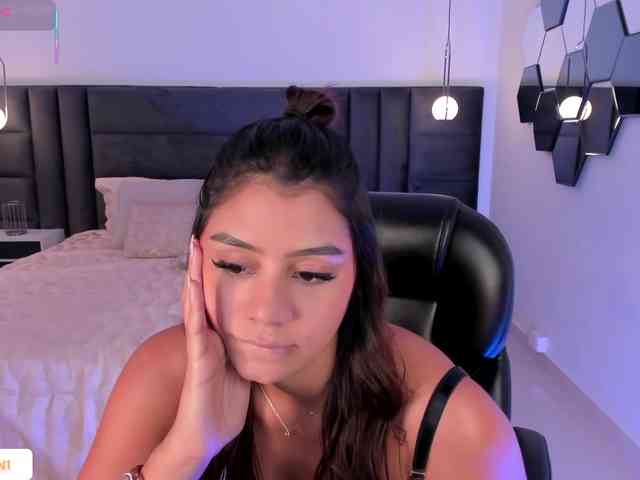 AllyJensen webcam