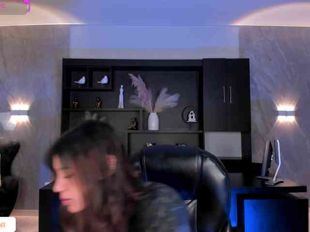AllyJensen webcam