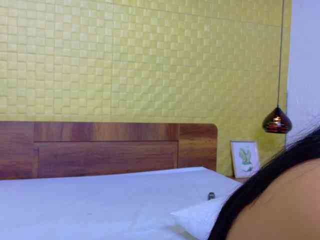 sweet-dani18 webcam