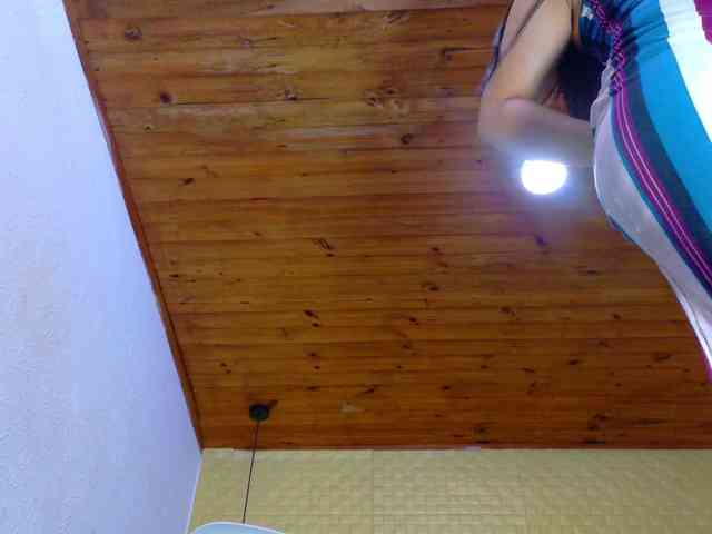 sweet-dani18 webcam
