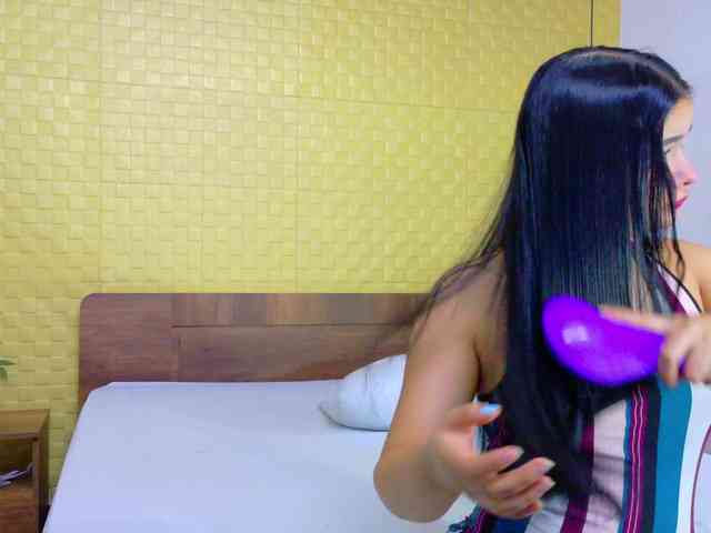 sweet-dani18 webcam