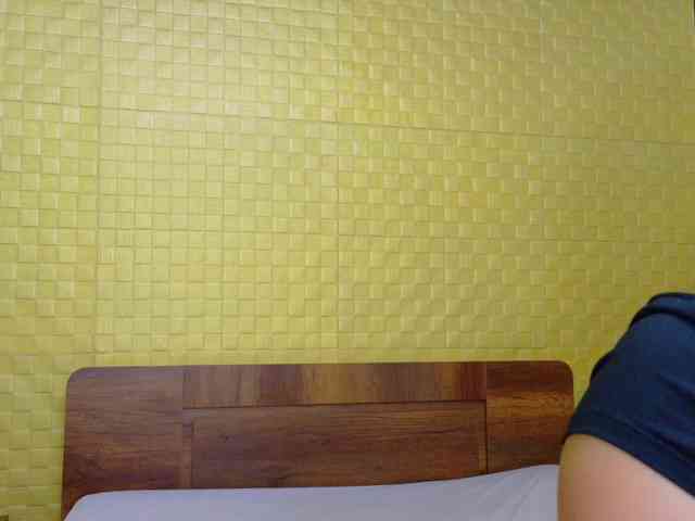 sweet-dani18 webcam
