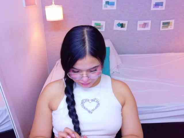 sweet-dani18 webcam
