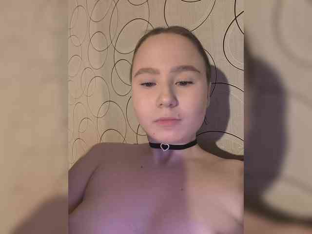 Pink_Doll webcam