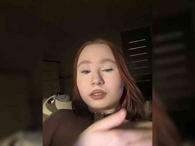 Pink_Doll webcam