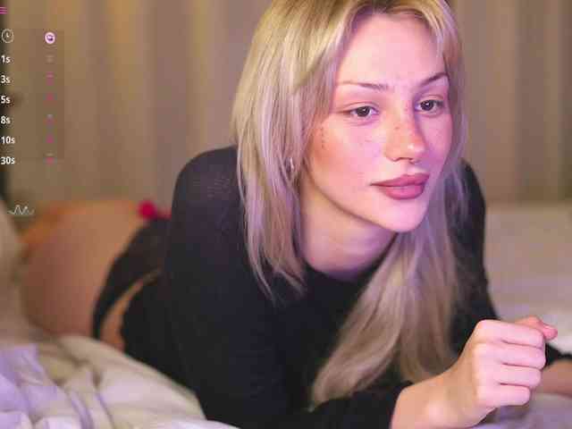 babeholly webcam