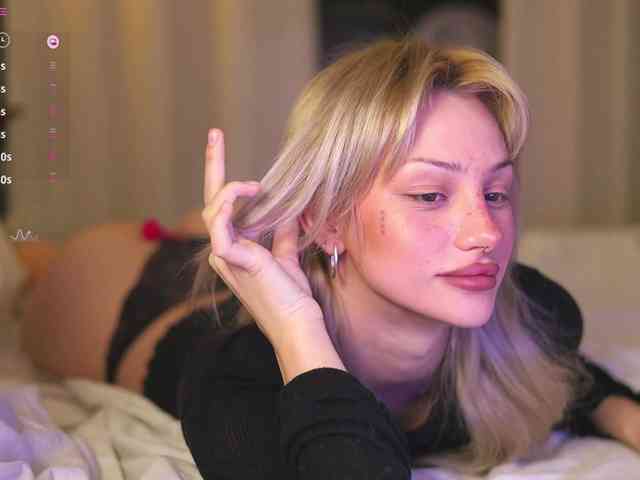 babeholly webcam
